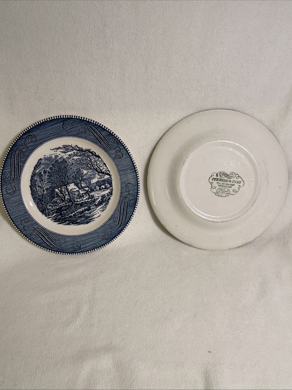 Royal Ironstone By Royal China USA The Old Grist Mill 10" Plates X2 DESCRIPTION